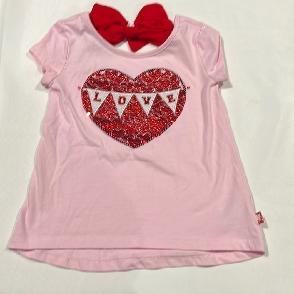 JILLIAN’S Closet. Girls shirt. Size M(5/6)